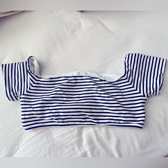 Swim top - Picture 1 of 1